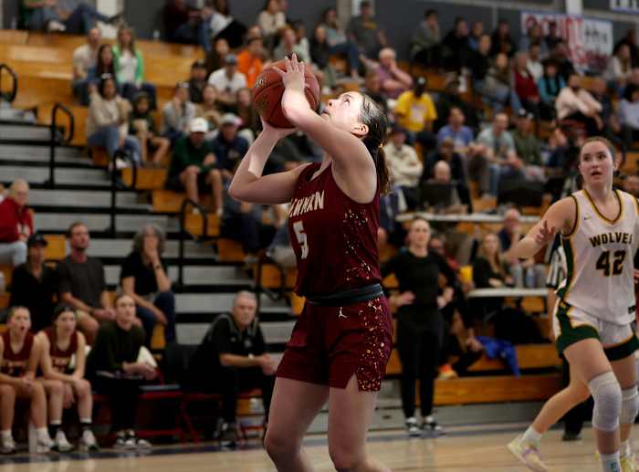 Cardinal Newman girls BB 61, San Ramon Valley 55 NCS Open championship by Dennis Lee 2-24-24022420243 (2)